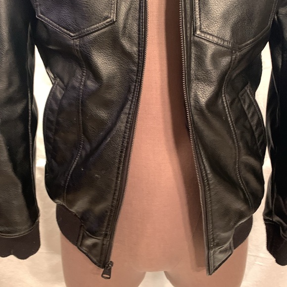 Levi’s Mean Bomber Jacket size small - Picture 9 of 9